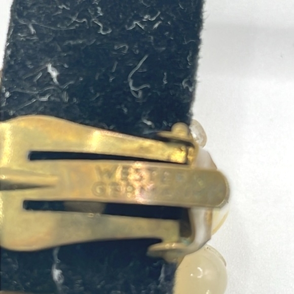 Western Germany Signed Vintage Baby Tooth Bead Style Cluster Clip-on Earrings - Picture 8 of 12